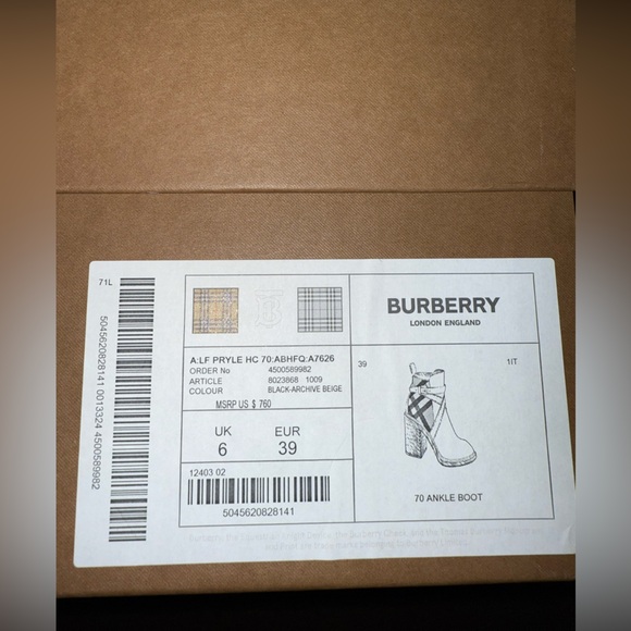 Burberry Boots - Picture 3 of 8